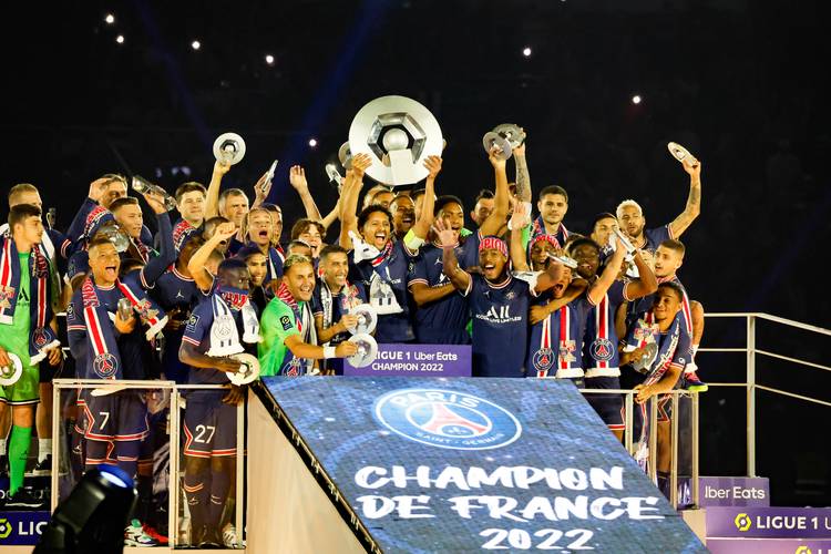 法国杯战报：比瑞斯双响，摩纳哥2-1欧塞尔，挺进32强（法国杯：比瑞斯梅开二度，摩纳哥2-1欧塞尔晋级32强）