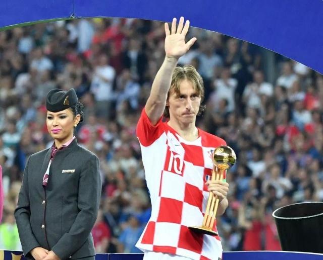 记者：亚特兰大已经接触莫塔，后者也优先考虑重返意甲（记者：亚特兰大已与莫塔接洽，莫塔将重返意甲列为首选）