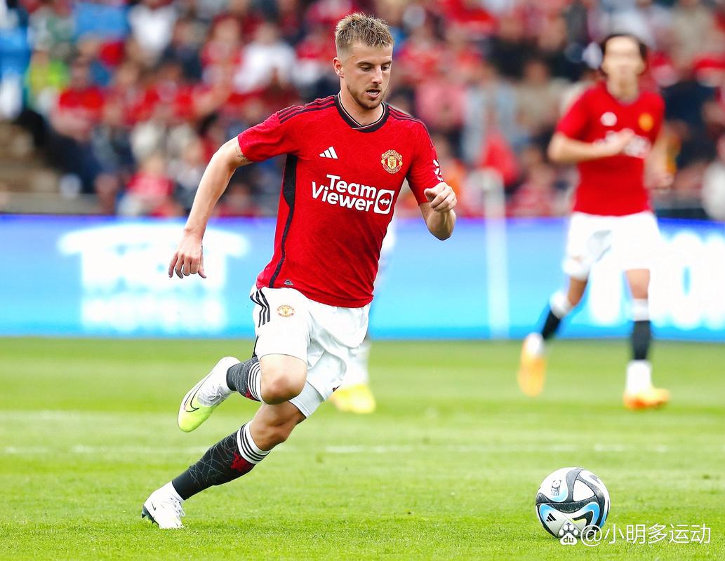 五大联赛仍有三支球队联赛不胜：狼队、维罗纳、佛罗伦萨（五大联赛尚有三队未尝联赛胜绩：狼队、维罗纳、佛罗伦萨）