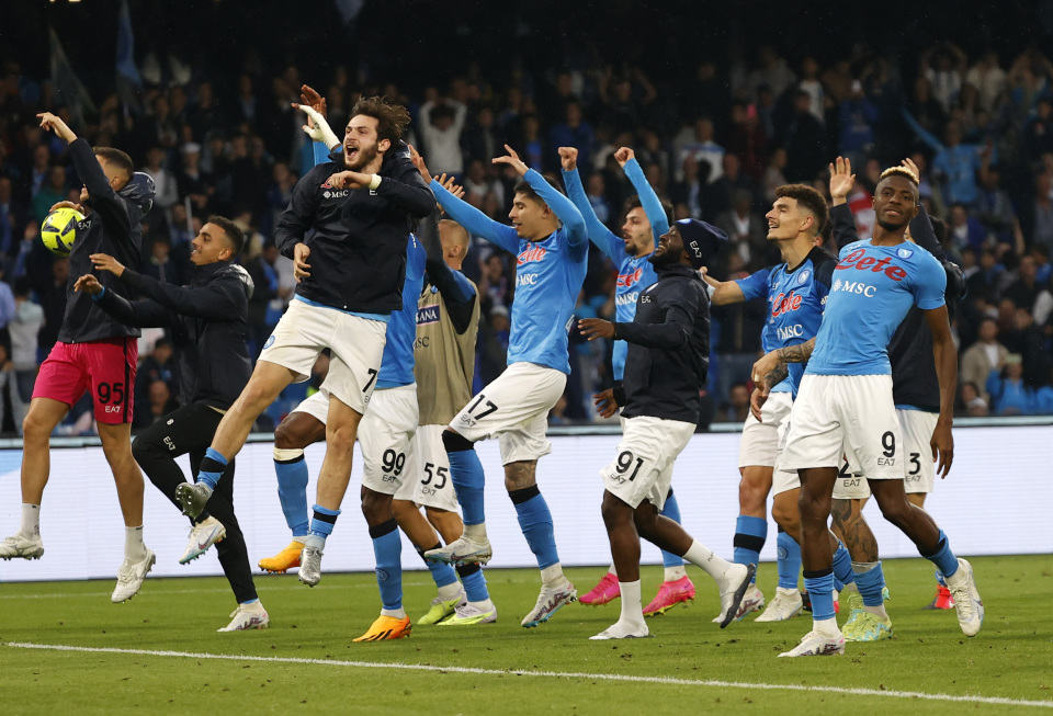 李璇：邵佳一内心坚定，对带国足可能承受的压力，应该有预期（李璇：邵佳一意志坚定，对执教国足的压力心中有数）