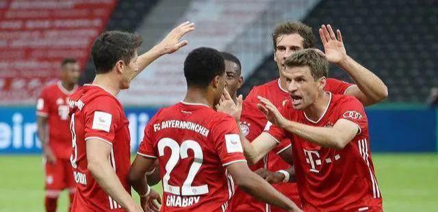 喜讯！谢晖将接受李毅重金邀请出任中超冠军队新帅，值得期待（重磅：谢晖将受李毅高薪相邀执教中超冠军，拭目以待）