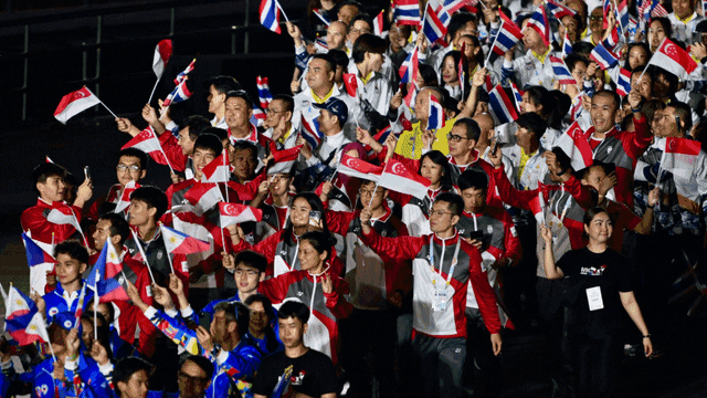 亚冠焦点：布里兰主场死磕江原FC，谁能抢占出线先机？（亚冠重头戏：布里兰主场硬碰江原FC，谁将抢得出线优势？）