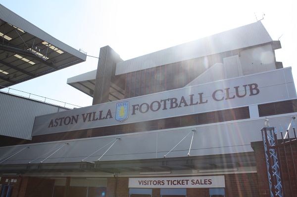 意甲争冠三强逐渐拉开差距（意甲争冠三强差距逐步扩大）