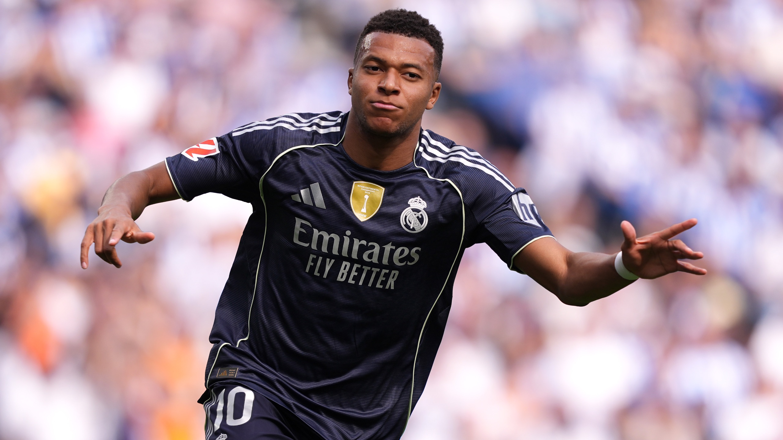 7球7助！亚马尔刷新青年球员欧冠制造进球纪录，超越姆巴佩（亚马尔以7球7助刷新欧冠青年球员参与进球纪录，超越姆巴佩）