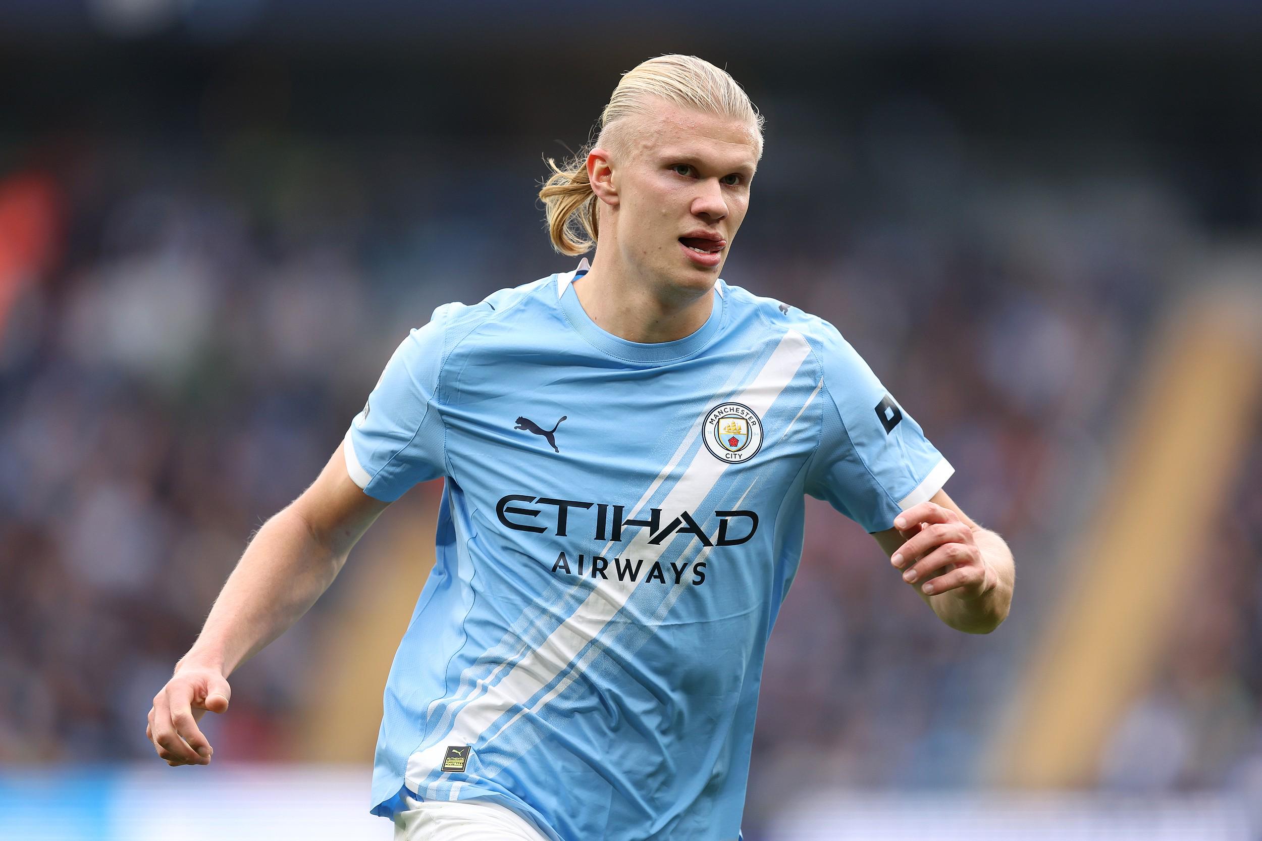 强力兽腰！比苏马与热刺的合同明夏到期，多队关注其情况（热刺中场比苏马合同明夏到期，多家俱乐部密切关注）