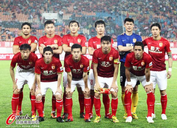 埃贝尔：拜仁已和卡尔续约至29年，他的盘带让我想起梅西（埃贝尔：卡尔与拜仁续约至2029年，他的过人让我想起梅西）