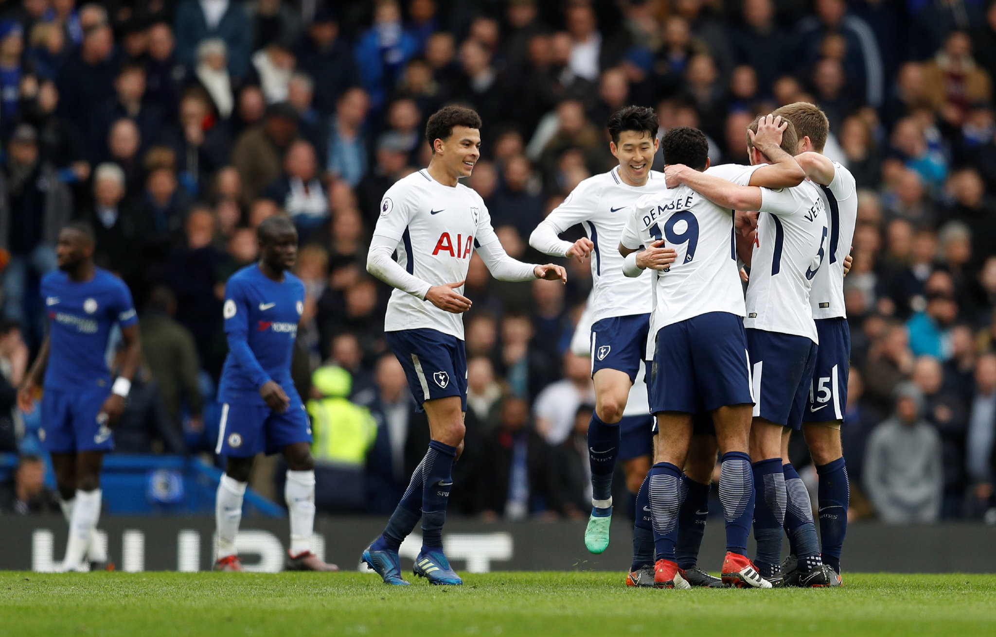 帕尔马vs乌迪内斯：库特罗内、马特奥-佩莱格里诺首发，扎尼奥洛、阿蒂尔-阿塔出战（帕尔马迎战乌迪内斯：库特罗内、马特奥-佩莱格里诺先发，扎尼奥洛与阿蒂尔-阿塔出场）