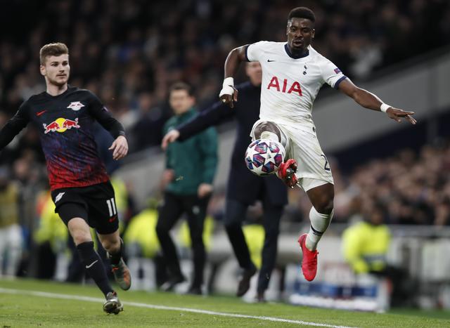 天空：利物浦正领跑格伊争夺战，其次便是拜仁的关注（天空：利物浦领跑格伊争夺战，拜仁紧随其后）