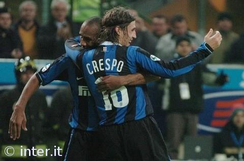 半场战报：拉齐奥0-0卡利亚里，扎卡尼、马鲁西奇造险（半场速递：拉齐奥0-0卡利亚里，扎卡尼与马鲁西奇先后制造险情）