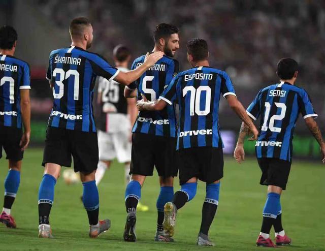 早报：悲欢并不相通（晨间速递：悲喜各自安）