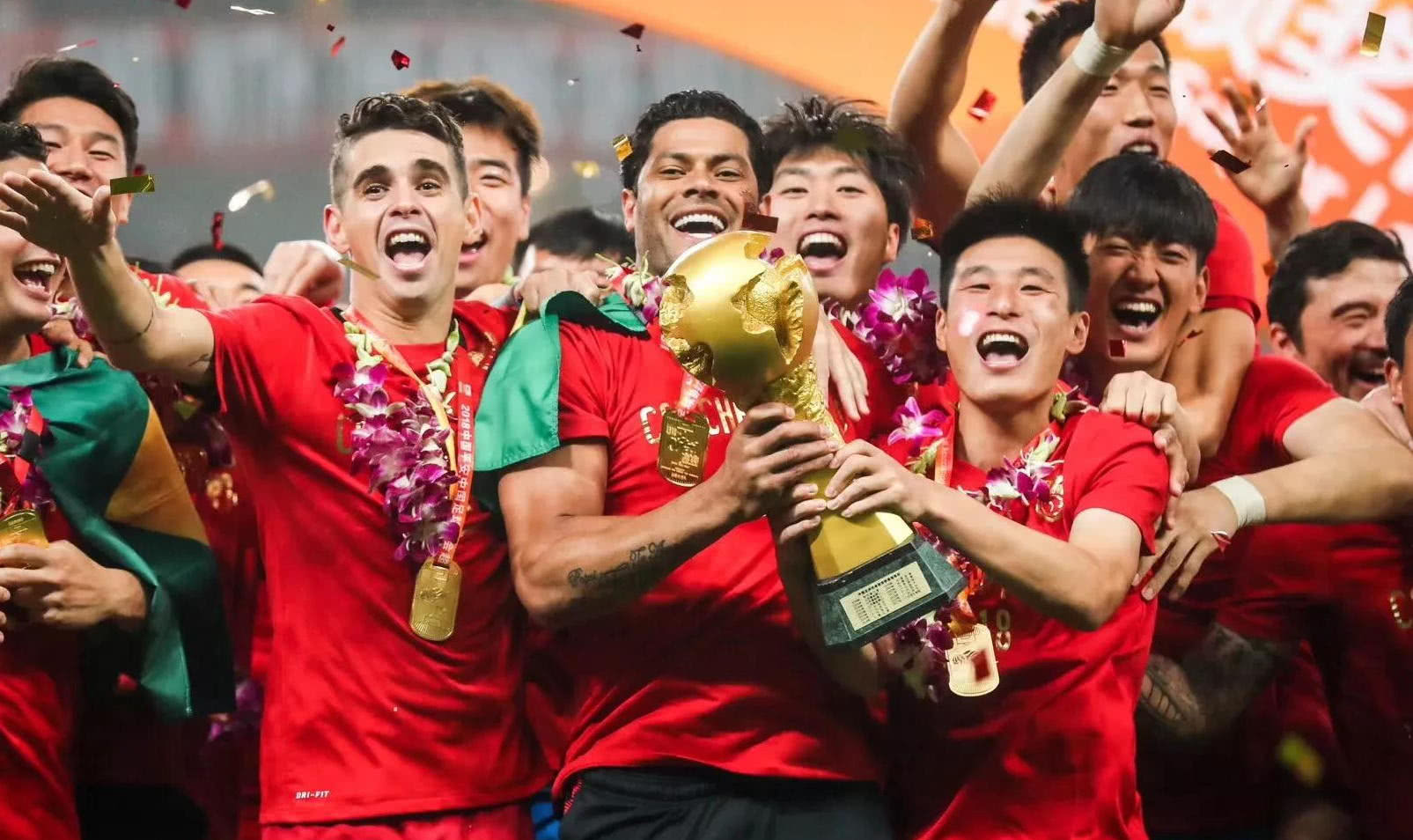 法国足坛最年轻职业球员：尤文马竞关注昂热15岁前锋迪亚洛（法国足坛最年轻职业球员诞生：昂热15岁前锋迪亚洛获尤文、马竞关注）