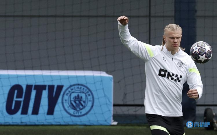 内维斯国家队和俱乐部近17场攻入11球，生涯此前146场仅进9球（内维斯国家队+俱乐部近17场轰11球，此前146场仅进9球）