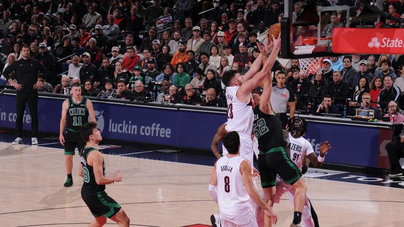 英超：利物浦4-0大胜埃弗顿（英超：利物浦4球零封埃弗顿）