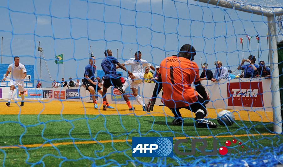 英超：曼城主场3-1击败布莱顿（英超战报：曼城主场3-1力克布莱顿）